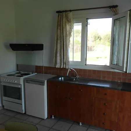 Tom's House Апартаменты