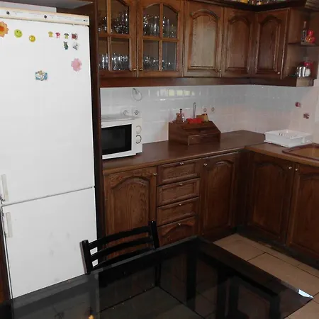 Tom's House Апартаменты