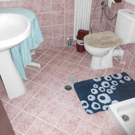 Tom's House * Skriperon