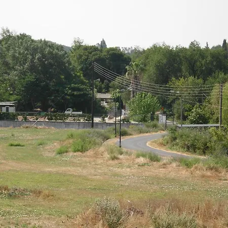 Tom's House * Σκριπερό