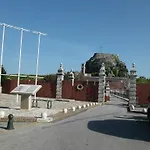 Διαμέρισμα Tom's House *